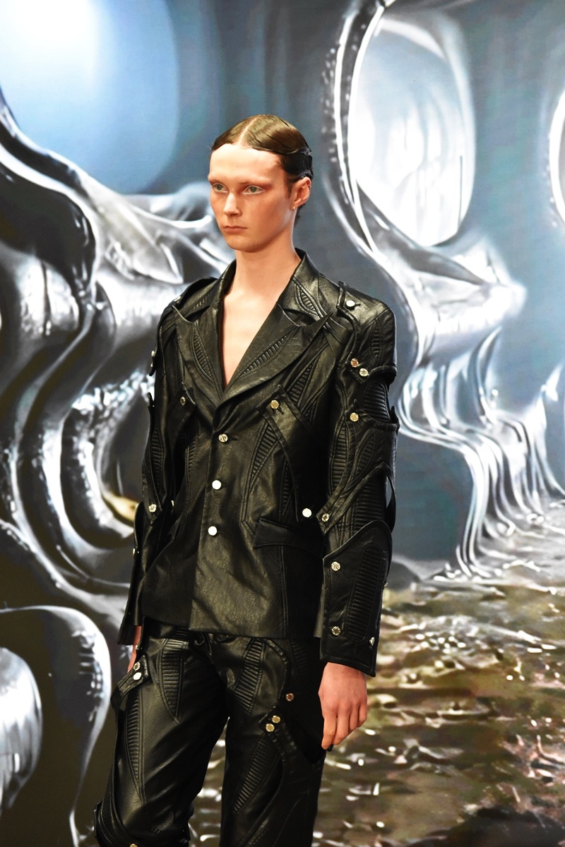 Hong Kong Fashion show, Angus Tsui at London Fashion Week 2025 by Fashion Scout London, Think-Feel-Discover catwalk photography.