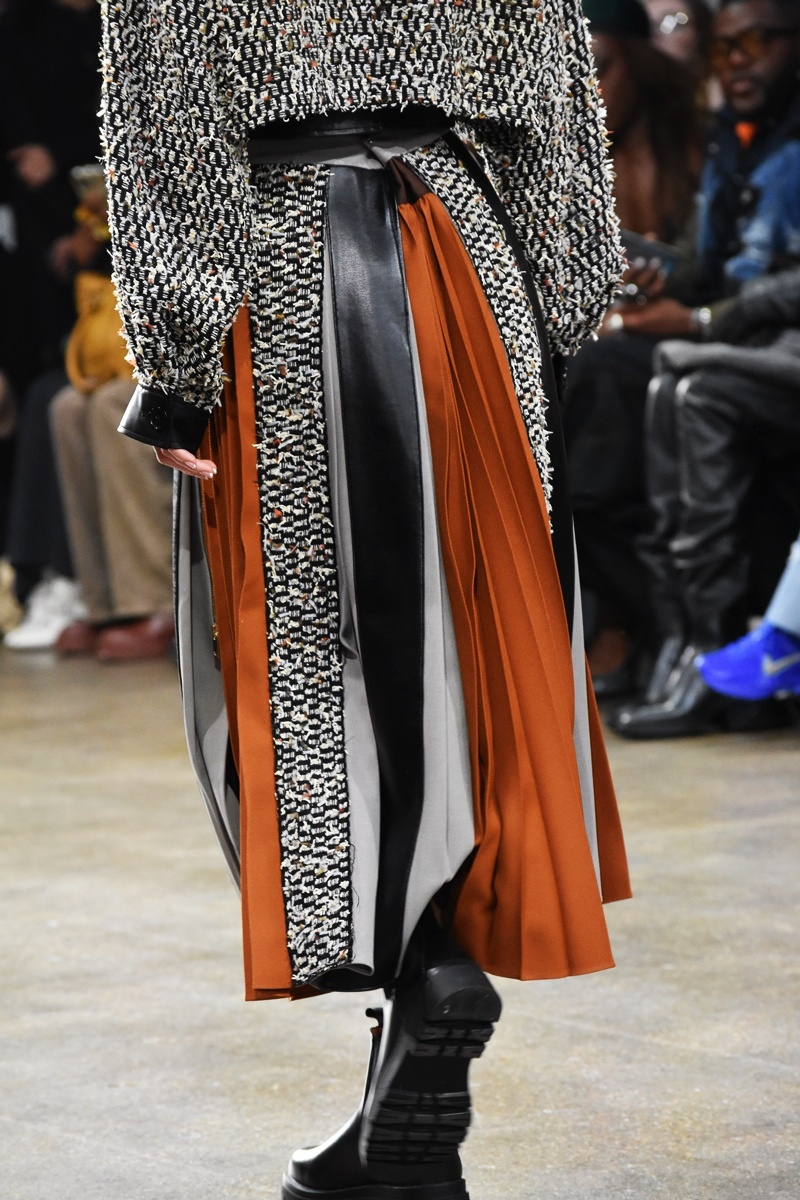 Tifaret AW25 laser cut pleats, by Fashion Scout, i.deapr, photo rights by Think-Feel-Discover.com.