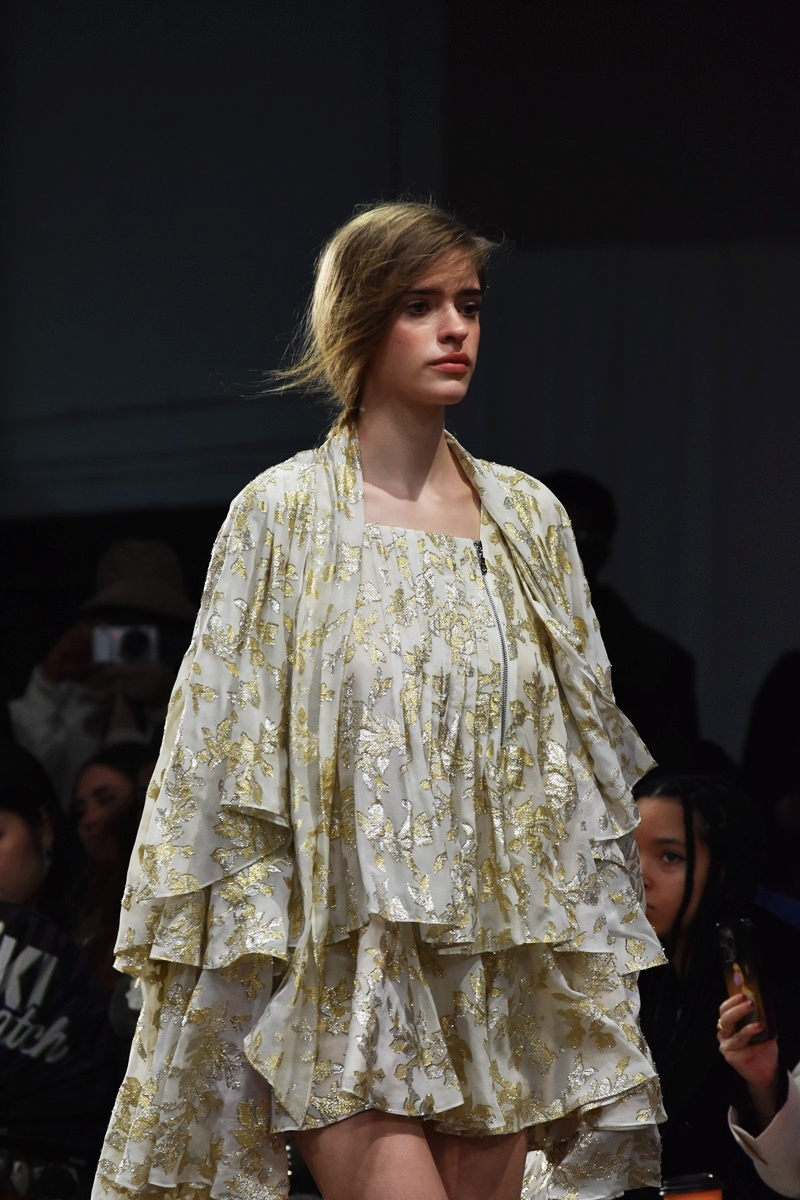 London Fashion Week 2025, Tifaret AW25 Chinese style, by Fashion Scout, i.deapr, photo rights by Think-Feel-Discover.com.