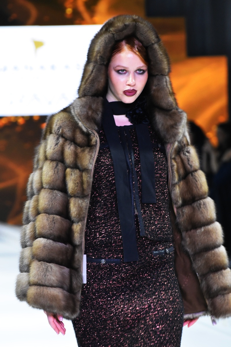 MANAKAS FRANFURT, catwalk photo, fashion Gala at the celebration of 50 years Kastoria International Fur Fair 2025