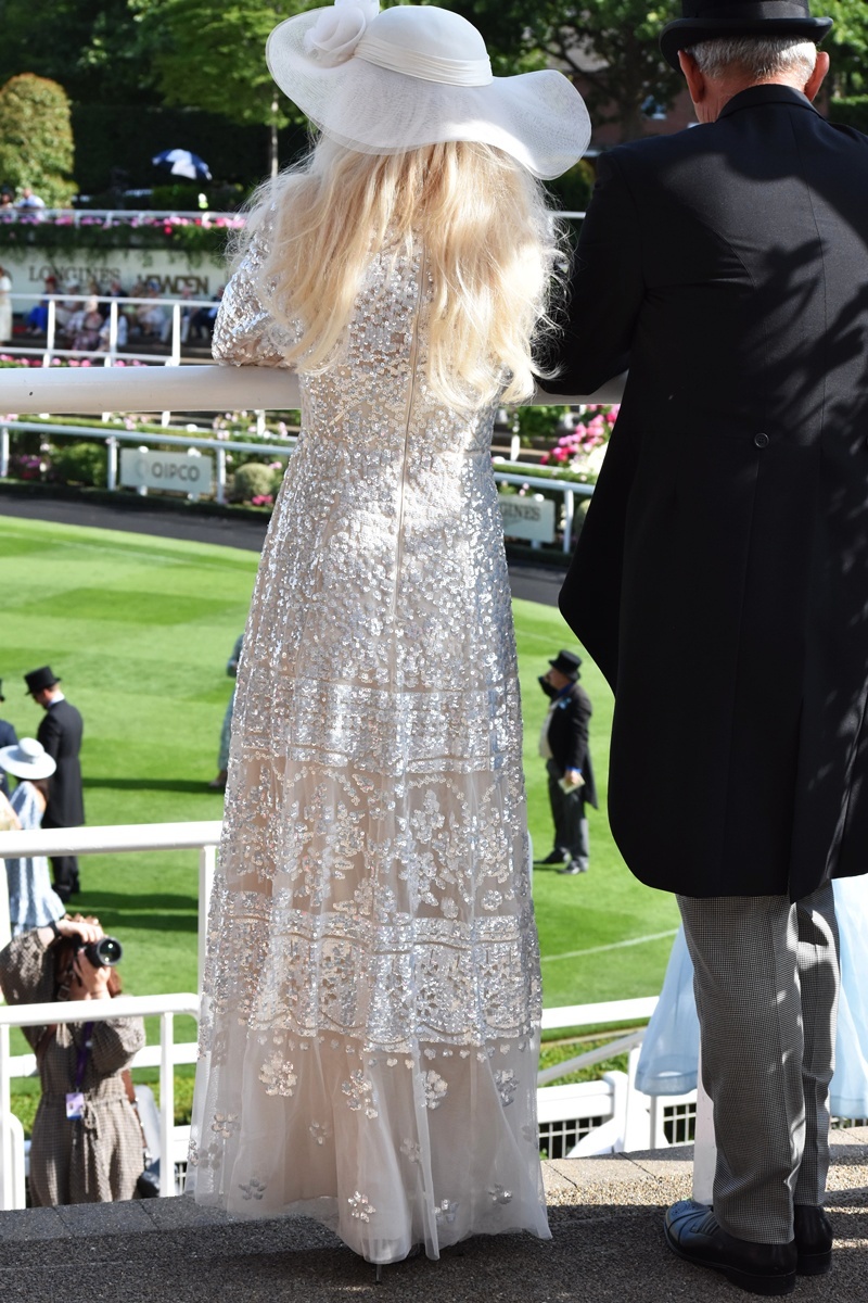 Royal Ascot Fashion 2025, Day 1, Ascot photos by Chrysanthi Kosmatou, Think-Feel-Discover.com accredited press of Royal Ascot 2025.