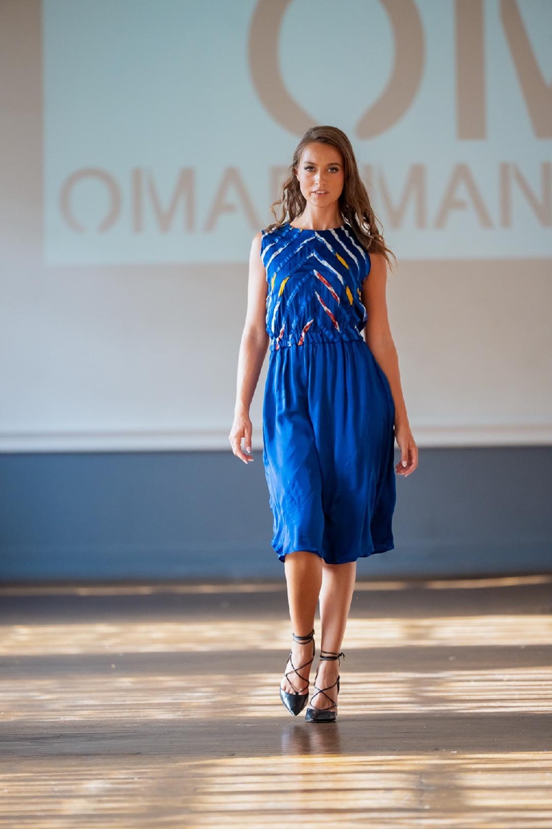 Omar Mansoor Lapis Lazuli Couture SS26 collection, vibrant blue color, Paris fashion show 2015.