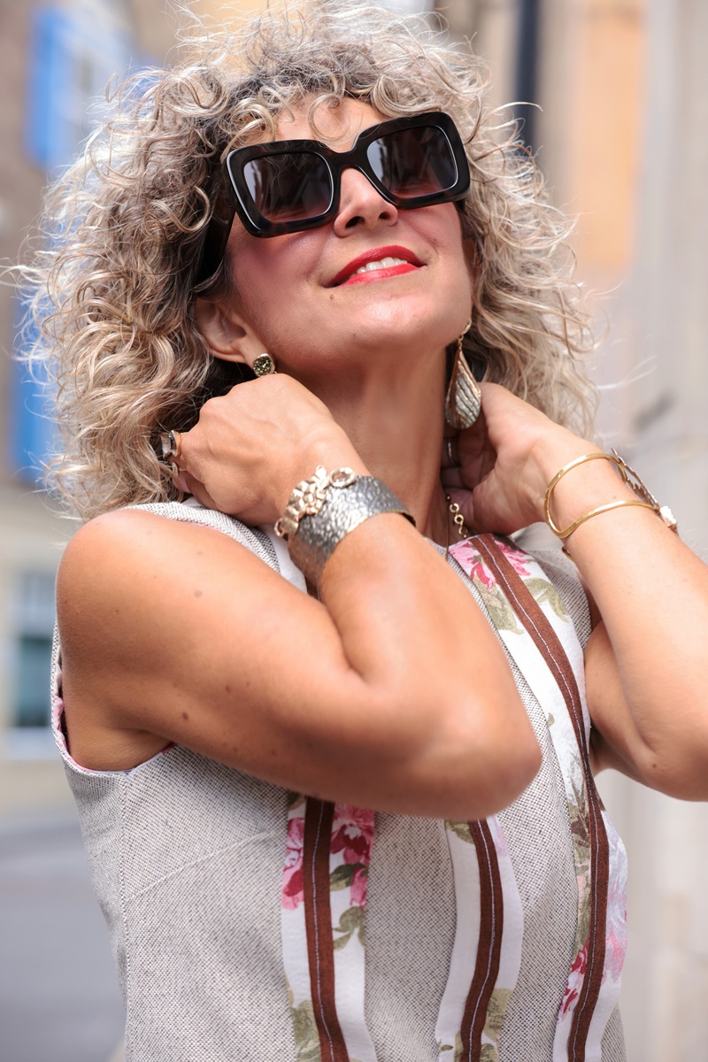 London Fashion Week street style 2025 by Chrysanthi Kosmatou, Think-Feel-Discover.com with handcrafted jewellery by Tina Kotsoni.