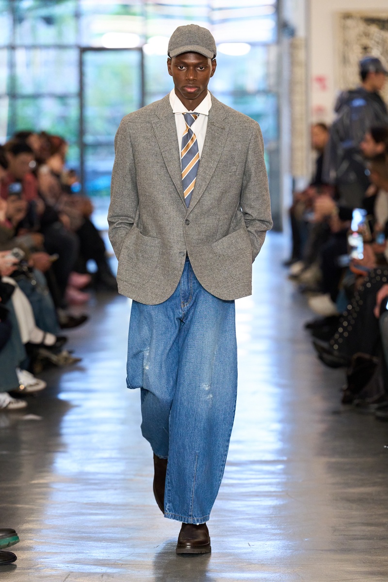 Denim shades, David Catalan Fall Winter 2026 fashion show at Milan Fashion Week 16-20 January 2026.
