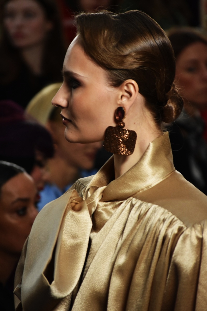 Paul Costelloe accessories for Autumn/Winter 2026, London Fashion Week 2026 at Walford Hilton London.